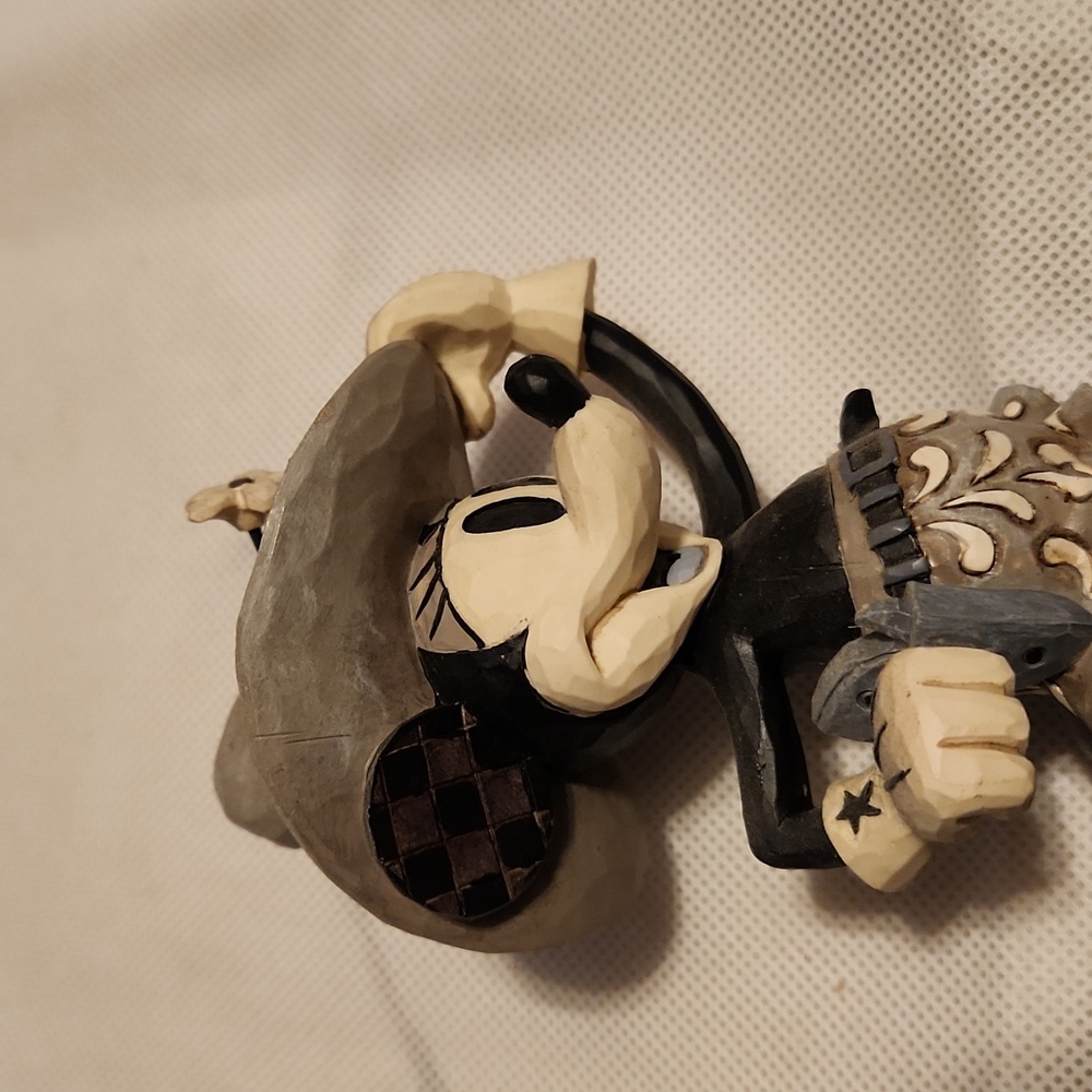 Jim Shore Enesco Minnie Mouse Cutest Cowgirl On The Range Black & White Figurine - Picture 2 of 7